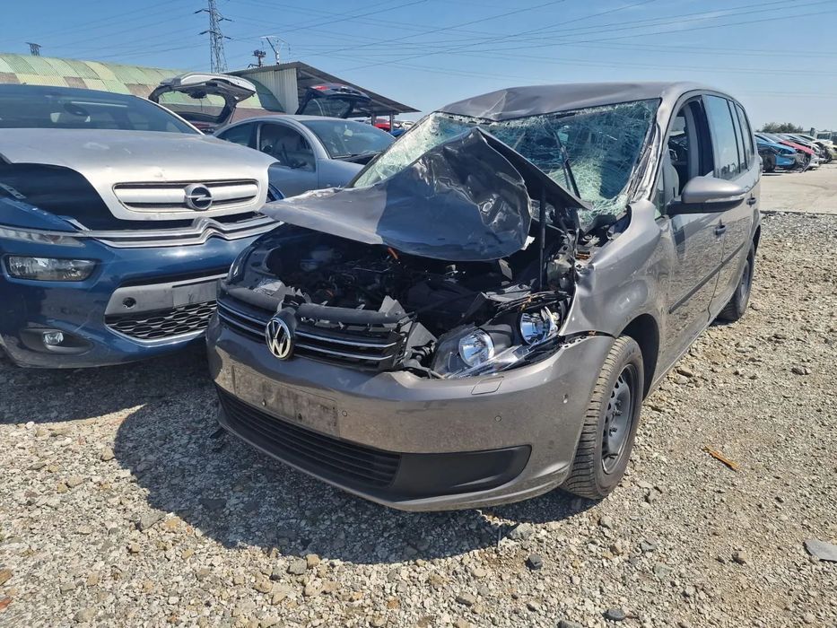 Volkswagen Touran  Fabricație 2012  Motorizare 1.6tdi cod CAY