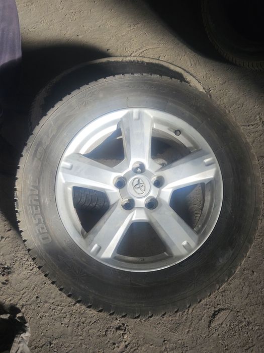 Гуми с джанти , зимни