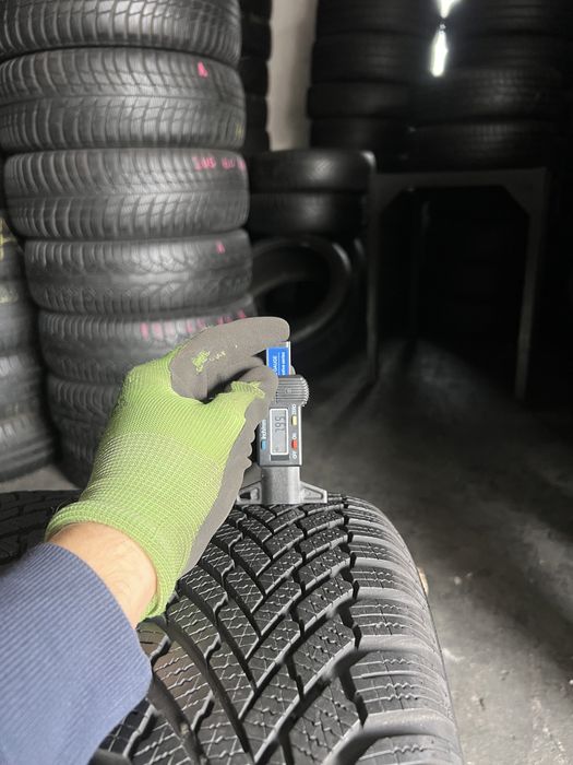 4 anvelope de iarna 185/65/15 Continental 7-8 mm!