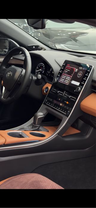 Toyota Avalon Limited full