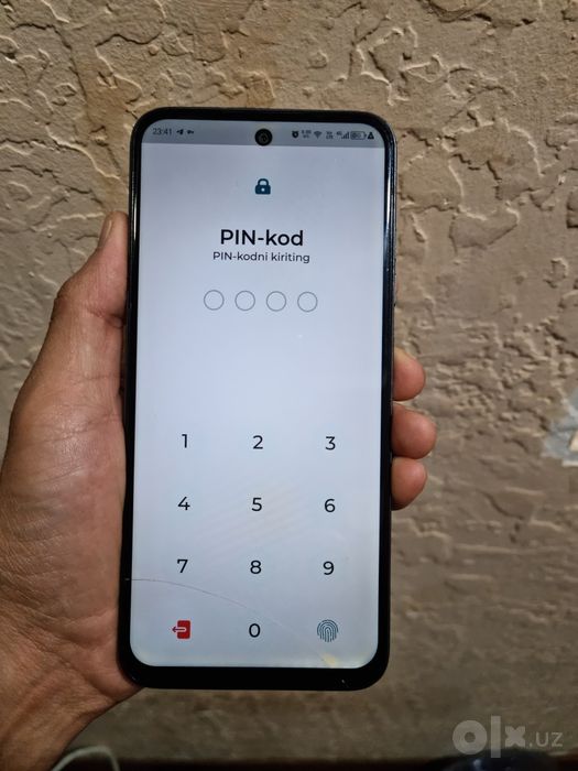 Techni spark go 1 telefon sotiladi