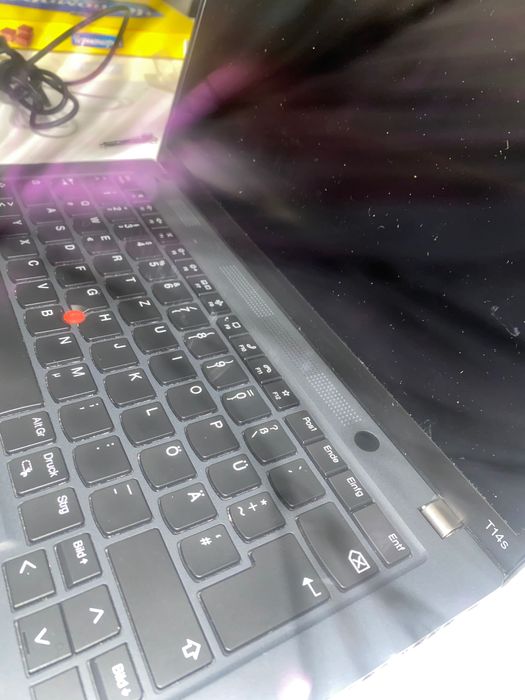 Lenovo thinkpad t14s gen3 (На части)!