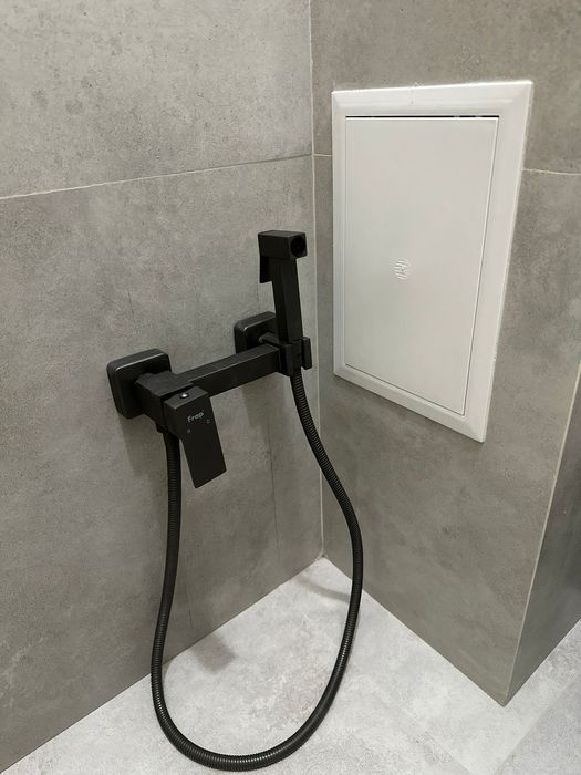 Ремонт ванных комнат с материалами. Кафельщик