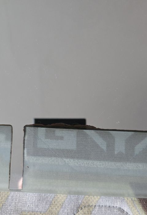 2 oglinzi de baie în stare bună