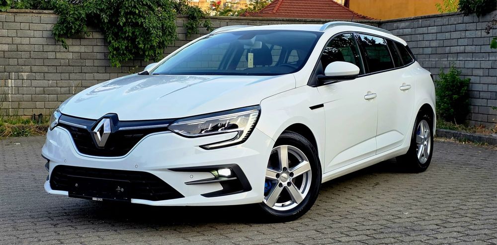RENAULT Megane 2022 — imagine 1