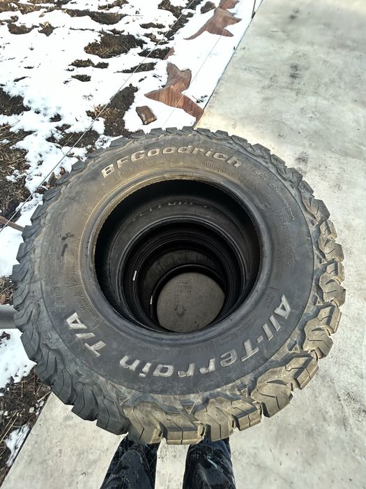 Продам резину всесезонка