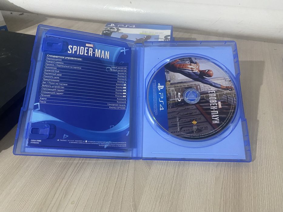Spider-Man PS 4 RUS