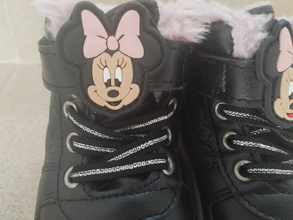 Обувки за момиче 23, 24 и 25 размер