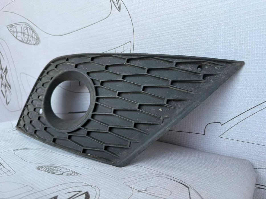 Grila Proiector Stanga Fata Seat Altea Freetrack / XL Cod OEM 5P9853665A (5C2)