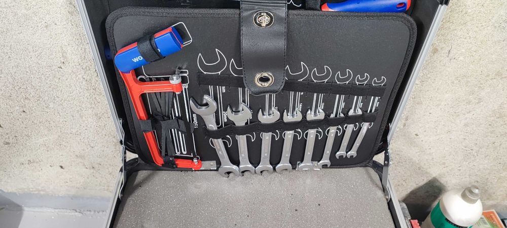 Куфар с инструменти WORKPRO / 119 части /