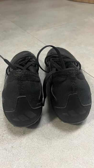 Бутонки за футбол Adidas