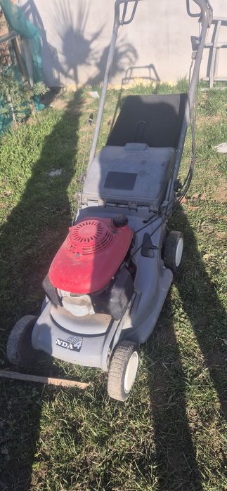 Masină tuns iarbă Honda