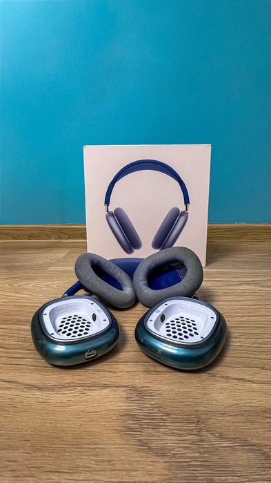 Apple AirPods Max Blue