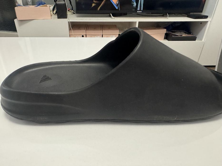 Леки и удобни джапанки адидас