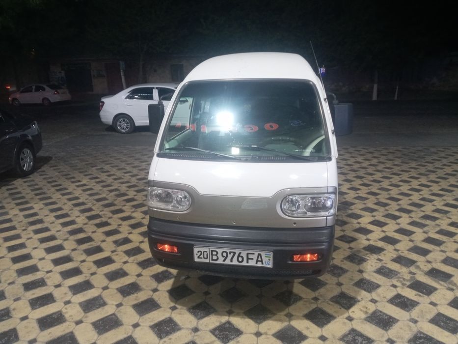 Damas DLX avtomashina