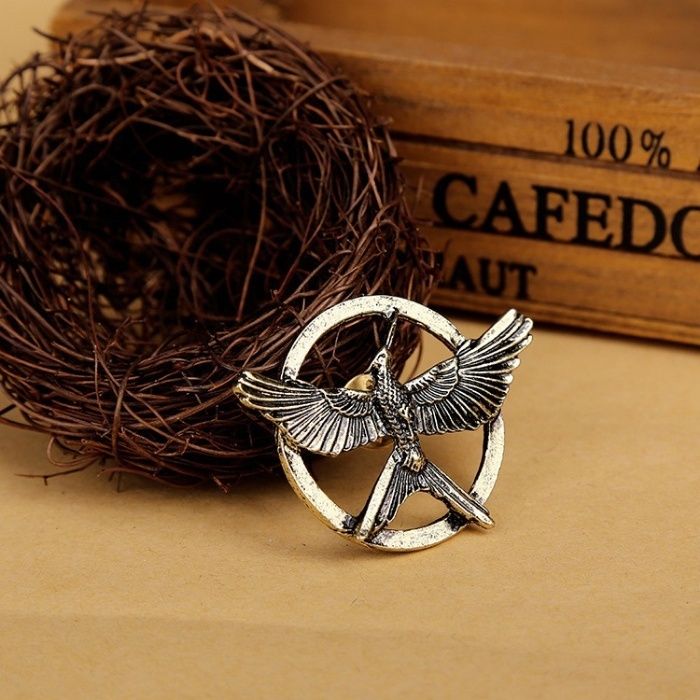 Брошка от филма Игрите на глада 3 Сойка присмехулка Hunger Games Mocki