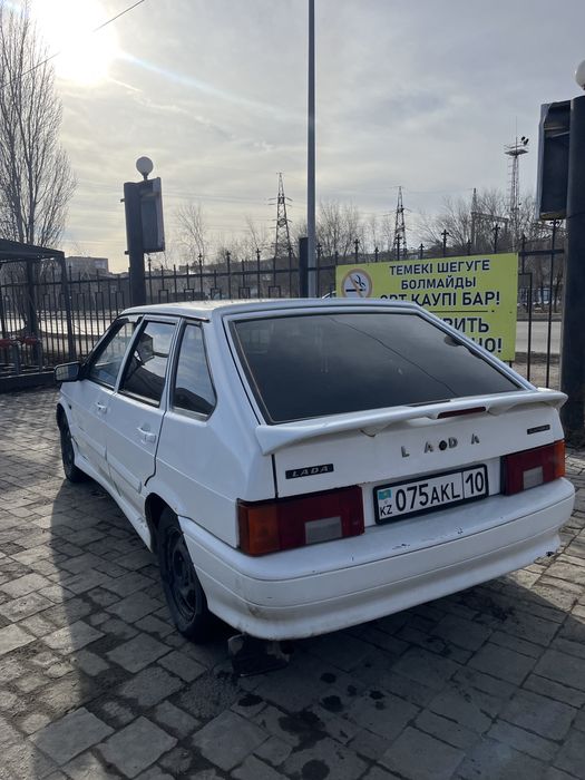 Продам машину ваз 2114
