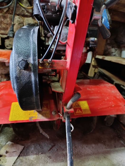 Бензинова мотофреза