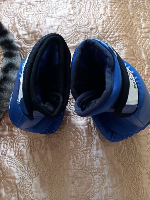 Боксёрские  перчатки