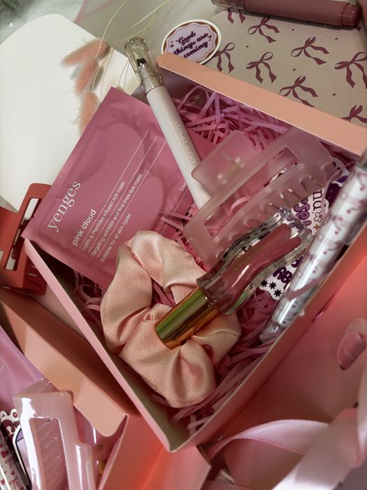 Дамка кутия за подарък