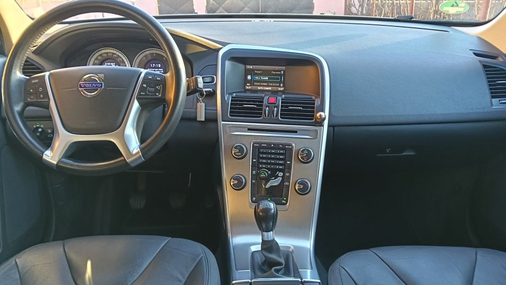 Volvo XC60 5 cilindri 2 litri diesel