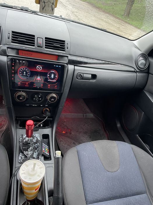 MAZDA 3 2004 — imagine 5