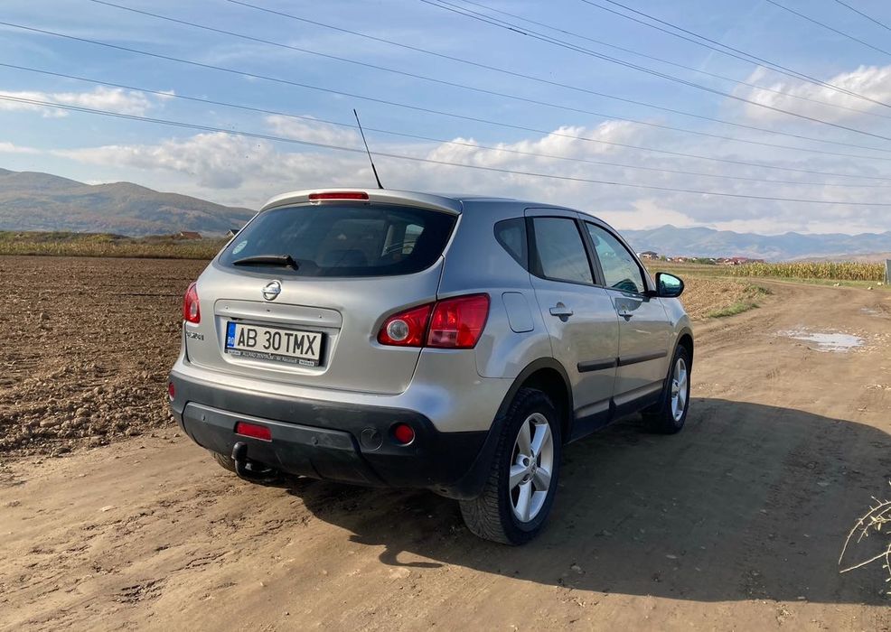 Nissan Qashqai AUTOMAT 2.0 benzina