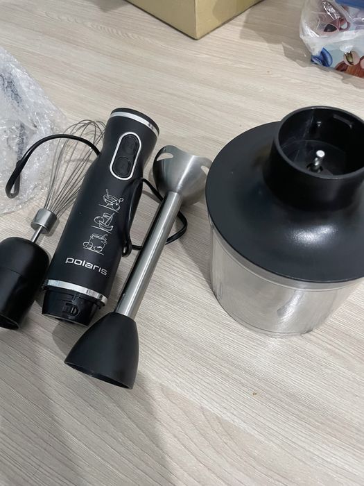 Продам Блендер Polaris