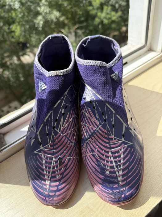 Сороконожки адидас предатор лч