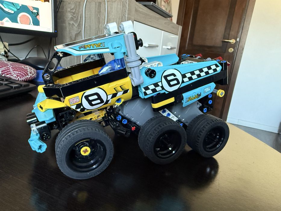 LEGO Technic 42058, Stunt Bike + 42059, Stunt Truck, 7-14ani