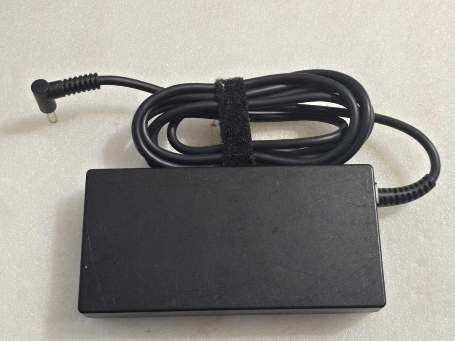 Incarcator laptop original HP 19.5V 6.15A 120W mufa: 4.5 x 3.0 mm