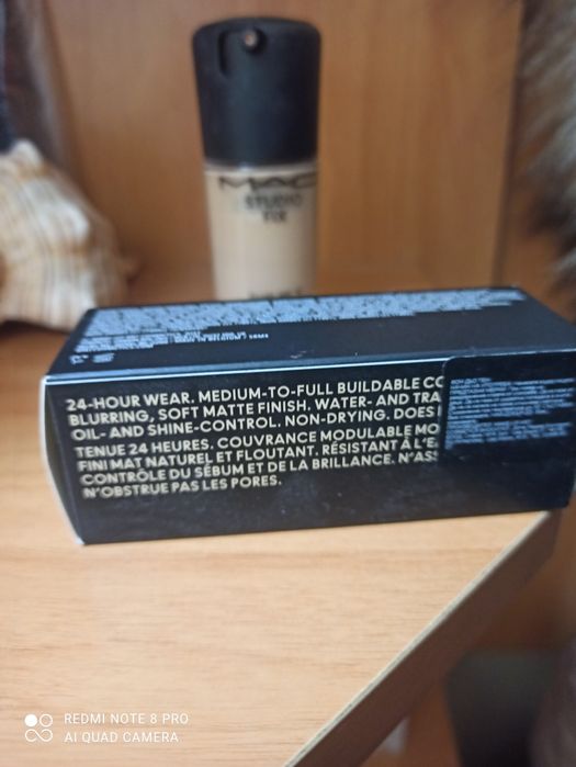 MAC Studio Fix Fluid SPF15 24HR Matte Foundation