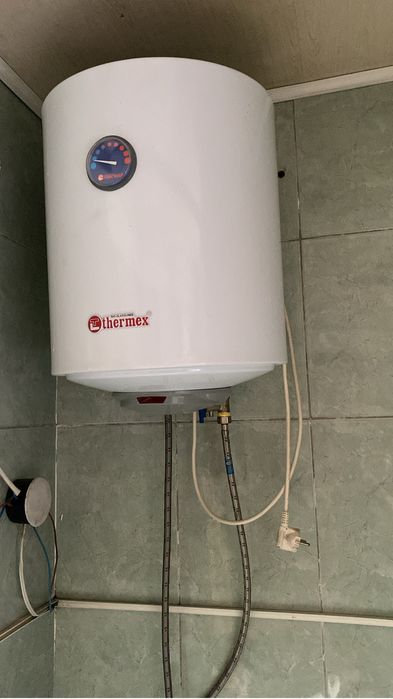 Настеный бойлер