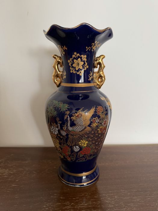 Ваза для интерьера (для цветов)