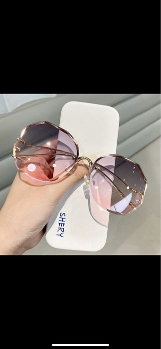 Дамски полигонални слънчеви очила без рамки + калъфче.