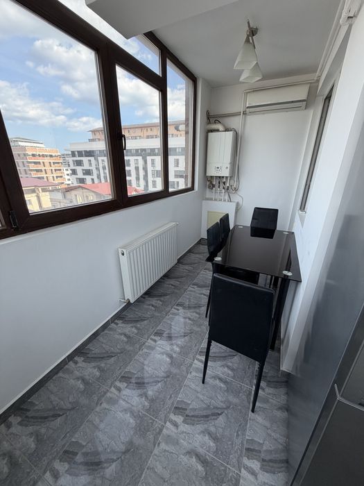 Inchiriez apartament 3 camere