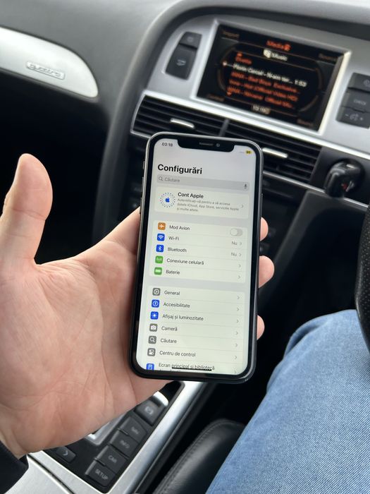 iPhone XR negru 128 GB impecabil