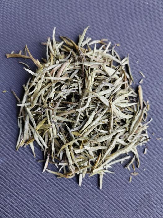 Белый чай Бай Хао Инь Чжень.