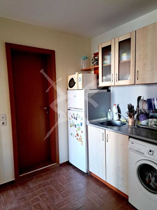 Продава се Двустаен апартамент в Свети Влас - 61 кв.м за 1722 €/кв.м - Снимка #1