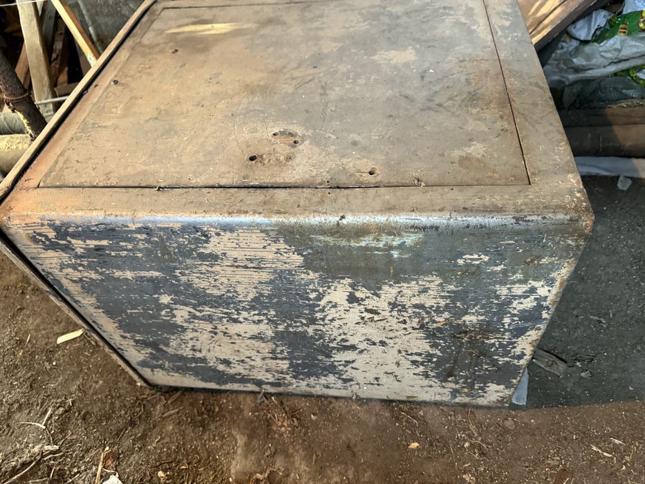 Сейф советский продам