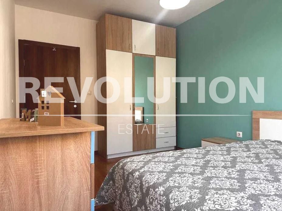 Дава се под наем Двустаен апартамент в Варна, Окръжна болница - 52 кв.м за 468.69 € - Снимка #2