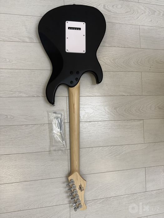 Электрогитара cort g110