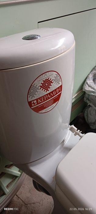 Унитаз в хорошем состоянии