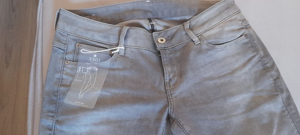 Чисто нови дънки G star raw с етикет, размер М 30/32