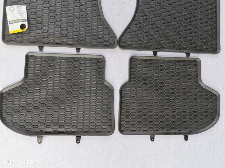 Covorase cauciuc BMW F 10, F 11 ( 2010-2017 )