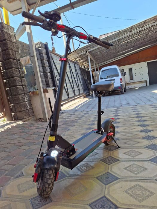 Продаю электросамокат kugoo m4 pro