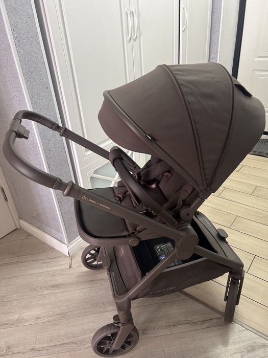 Продам коляску практически новую kidilo