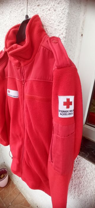 Haina și șapcă iarna pentru smurd