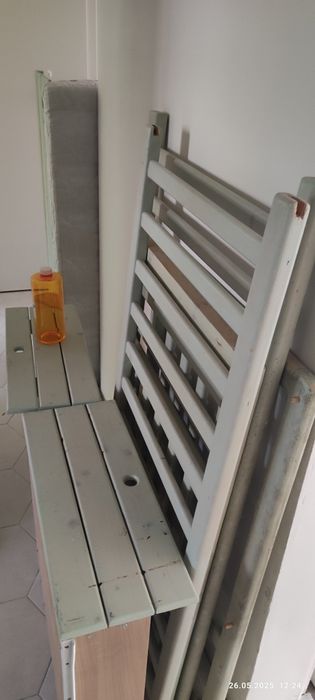 Дървена бебешка кошарка