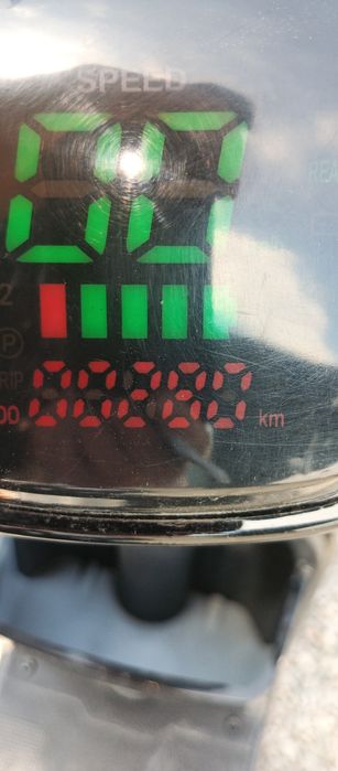 Скутер Drongo сотилади